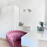 Large 2 Bedrooms And Living Room, Kazimierz District * クラクフ