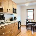 Large 2 Bedrooms And Living Room, Kazimierz District