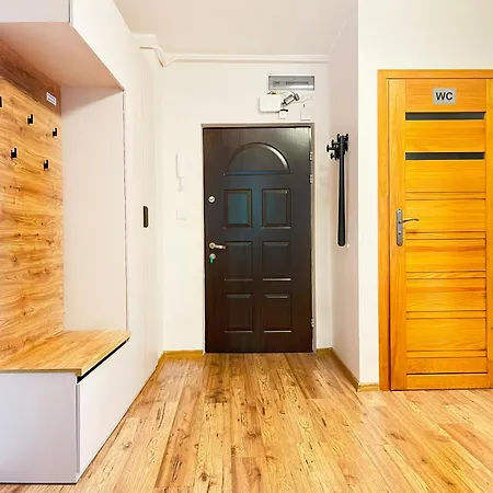 Large 2 Bedrooms And Living Room, Kazimierz District Apartment